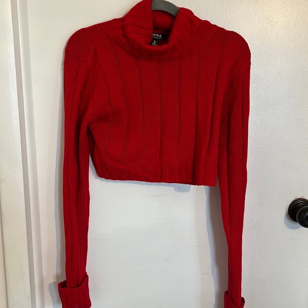 Red turtle neck cropped sweater. NWT.